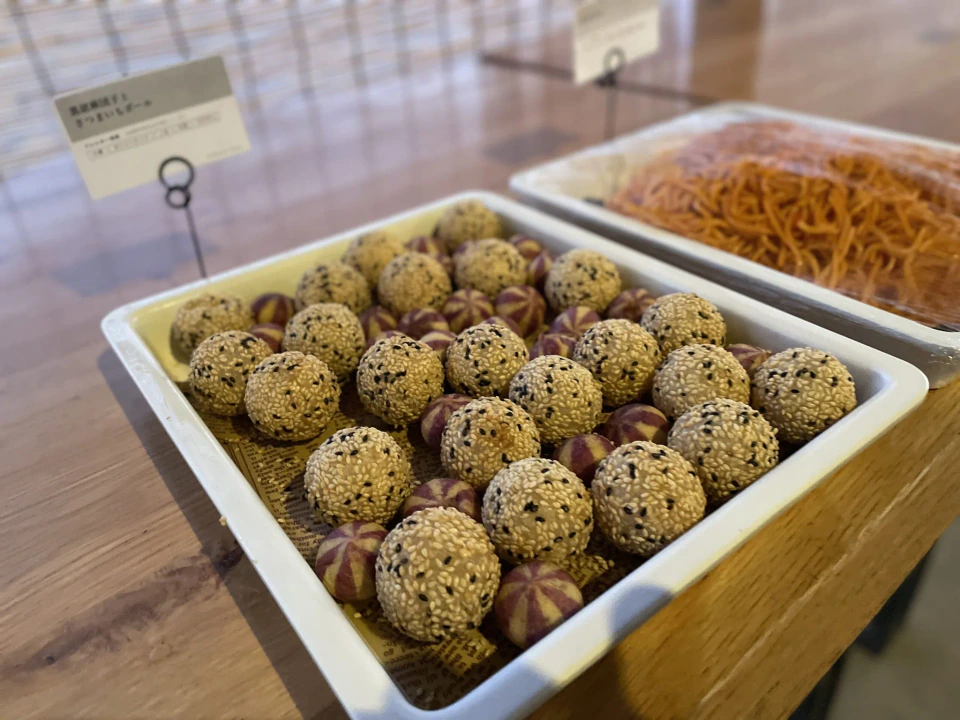 秋の温かいビュッフェ料理