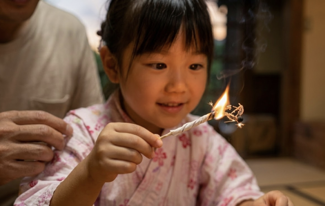 日本の伝統を肌でかんじる！線香花火づくり体験