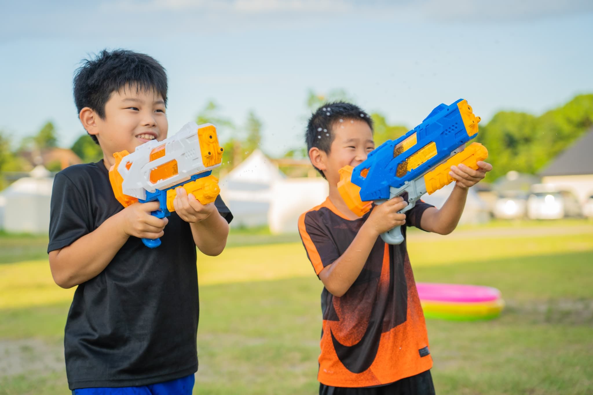 暑い夏にぴったり！白熱の水遊びバトル
