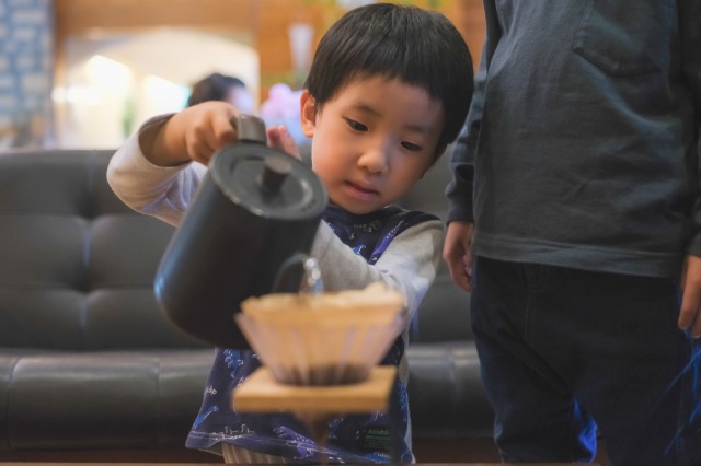 サイフォンを使って、本格的なコーヒーを淹れよう！