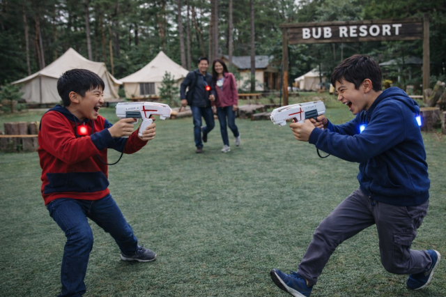 暗闇レーザーサバゲー