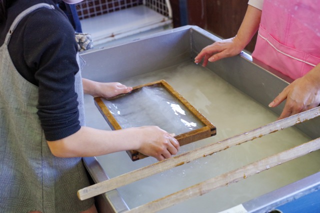 美しい和紙で作る、オリジナルアクセサリー